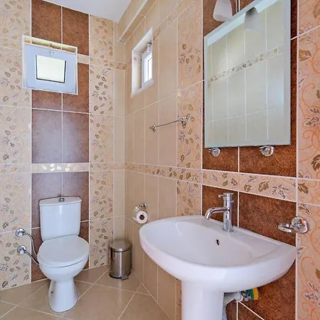 Villa Hisaroenue, Center Luxury *